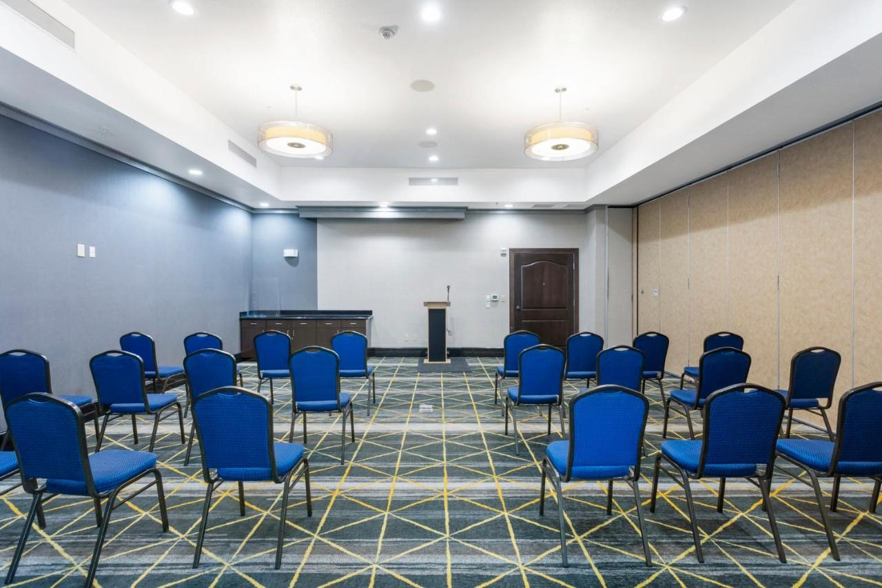 Holiday Inn Hotel & Suites Waco Northwest By Ihg Bellmead Εξωτερικό φωτογραφία