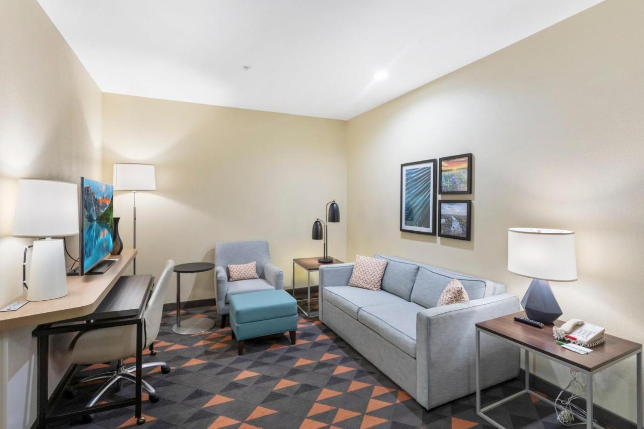 Holiday Inn Hotel & Suites Waco Northwest By Ihg Bellmead Εξωτερικό φωτογραφία