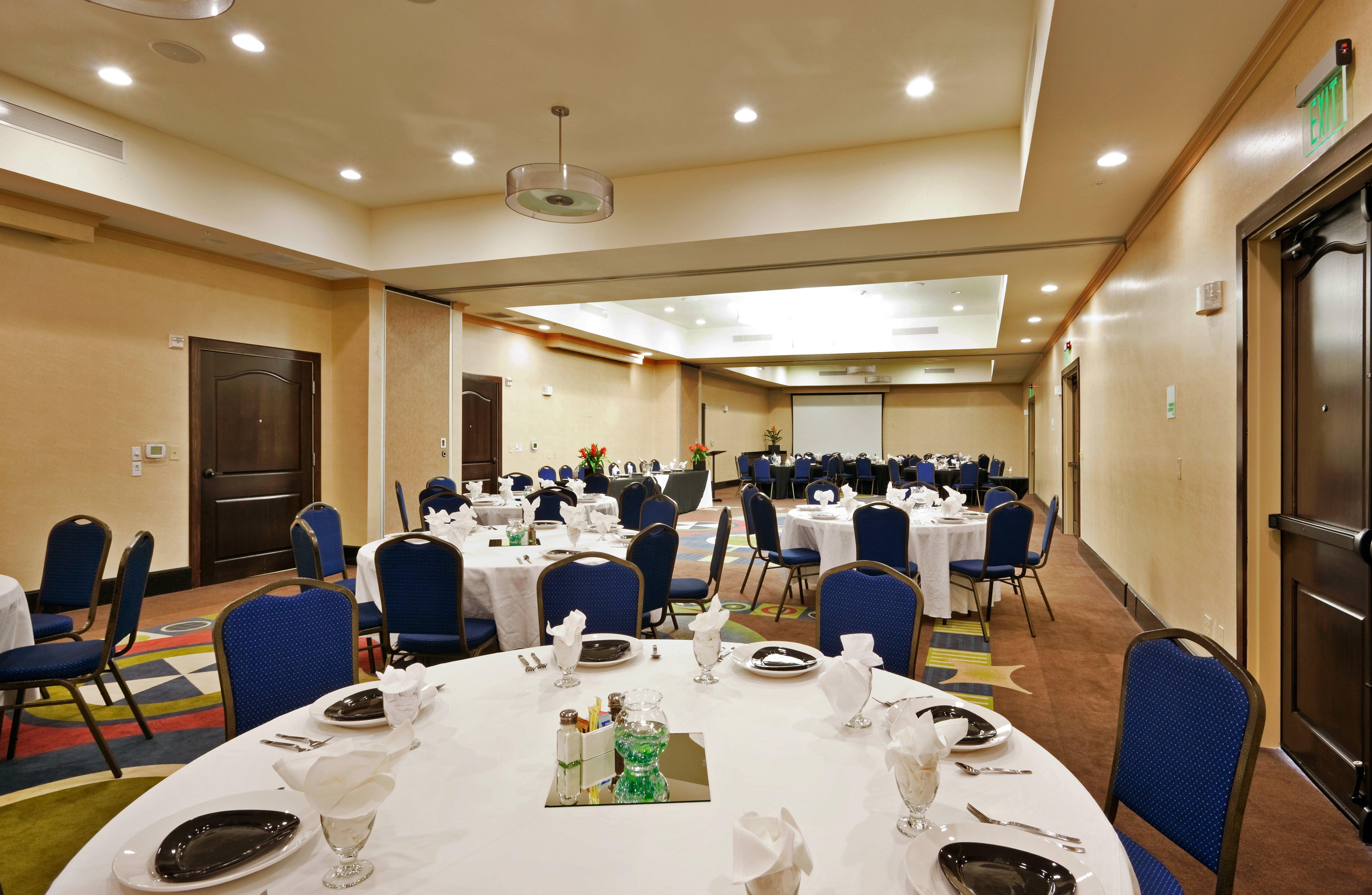 Holiday Inn Hotel & Suites Waco Northwest By Ihg Bellmead Εξωτερικό φωτογραφία