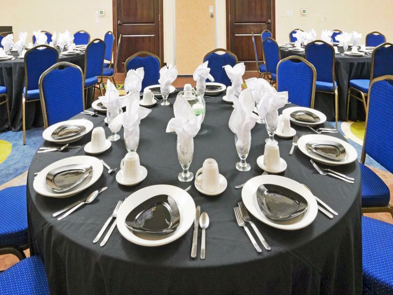 Holiday Inn Hotel & Suites Waco Northwest By Ihg Bellmead Εξωτερικό φωτογραφία